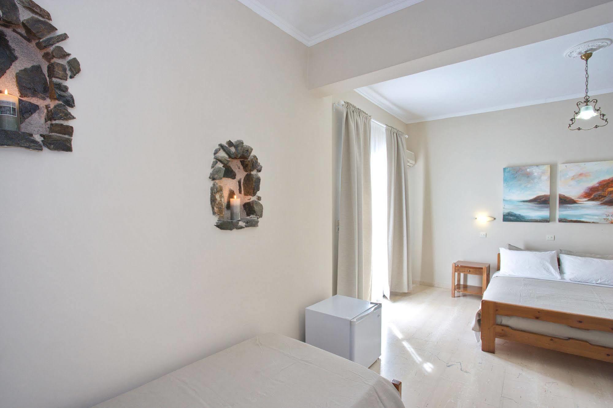 The Boathouse 3*